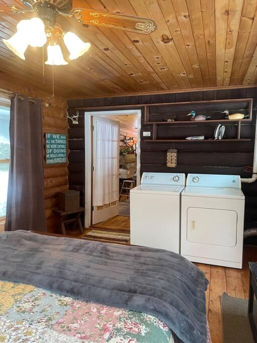 Grantsburg Restful Retreat 빌라 외부 사진