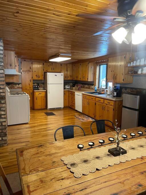 Grantsburg Restful Retreat 빌라 외부 사진