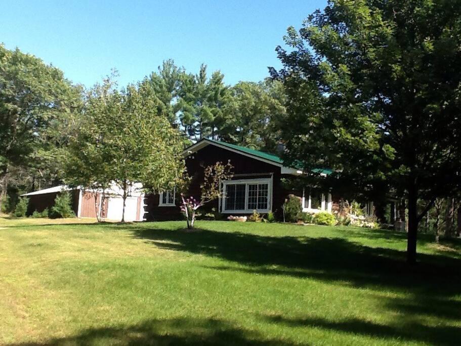 Grantsburg Restful Retreat 빌라 외부 사진